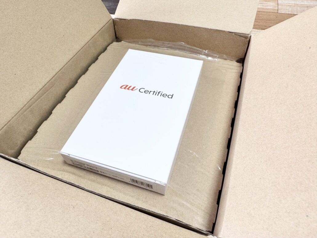 UQモバイル au Certified（認定中古品）宅配便コンパクト